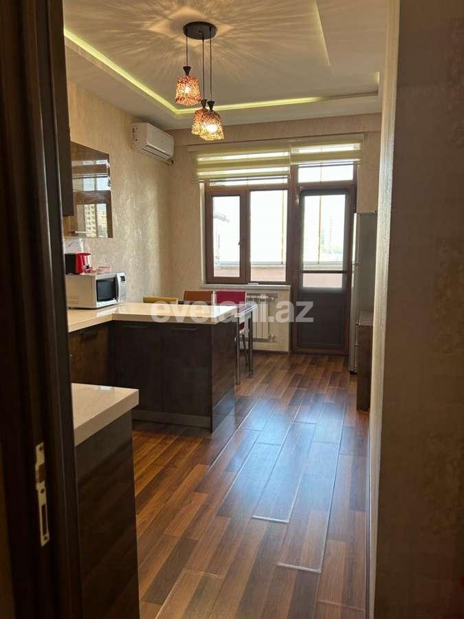 Kirayə verilir, yeni tikili, 3 otaqlı, 136 m², Bakı, Nəsimi r, 28 may m.