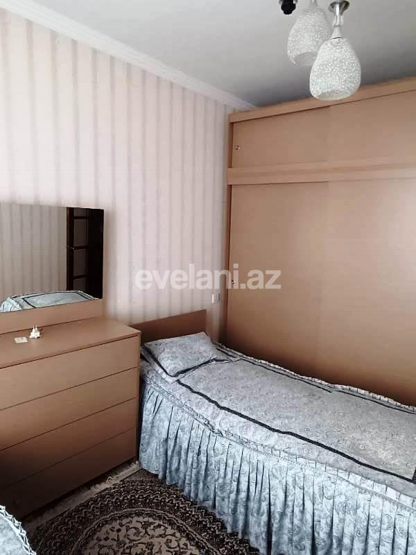 Satılır, köhnə tikili, 3 otaqlı, 80 m², Bakı, Nizami r, 8-ci kilometr q, Xalqlar Dostluğu m.