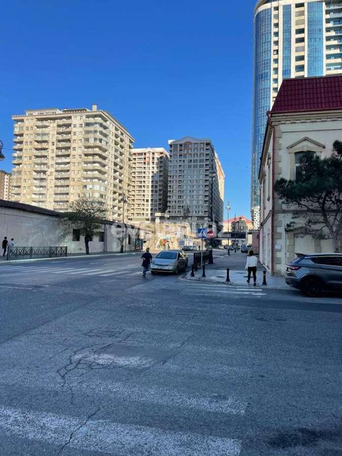 Satılır, yeni tikili, 4 otaqlı, 141 m², Bakı, Xətai r, Şah İsmayıl Xətai m.