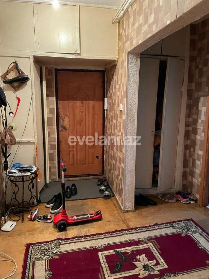 Sale, old building, 3 room, 75 m², Baku