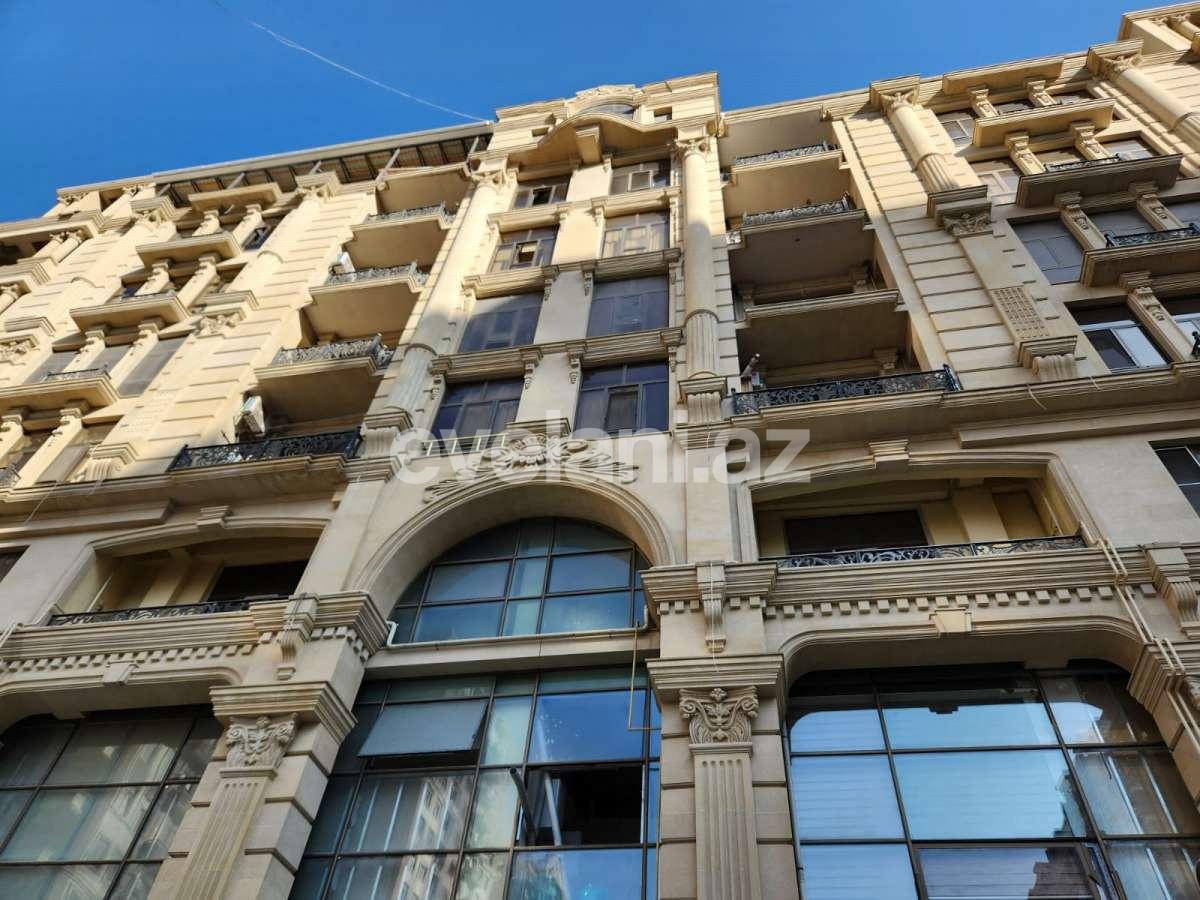 Satılır, yeni tikili, 4 otaqlı, 204 m², Bakı, Nəsimi r, Gənclik m.