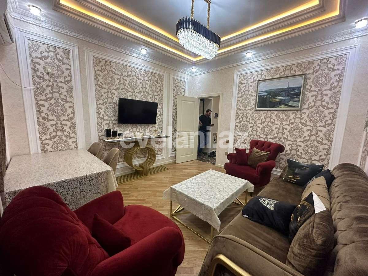 Kirayə verilir, yeni tikili, 2 otaqlı, 70 m², Bakı, Xətai r, Ağ şəhər q.