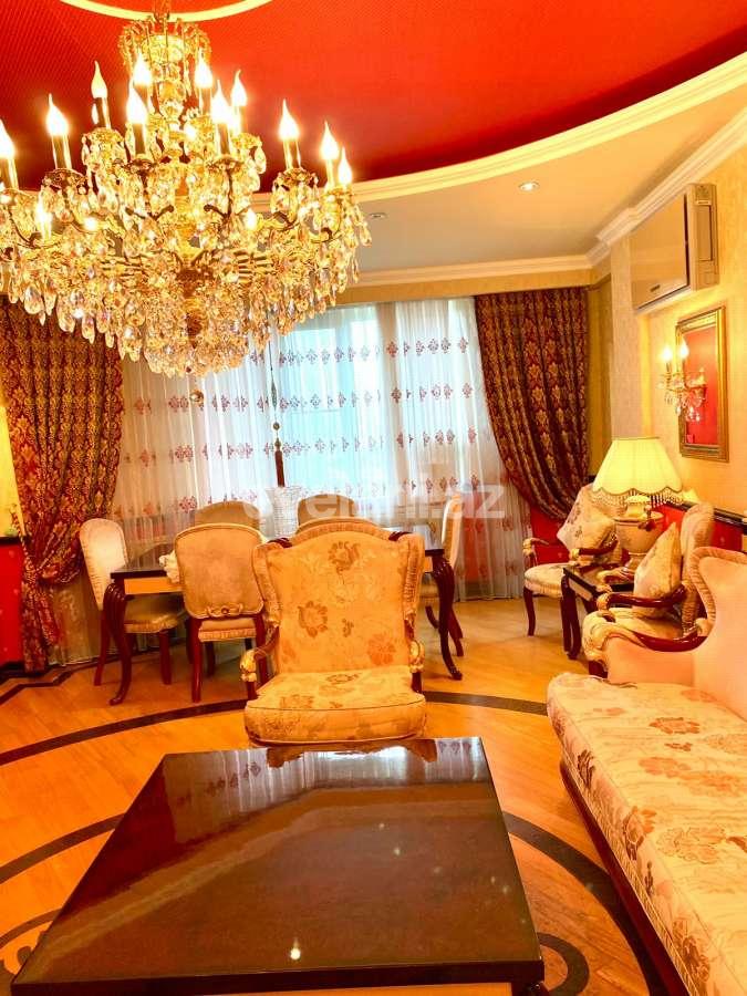 Satılır, yeni tikili, 3 otaqlı, 130 m², Bakı, Yasamal r.