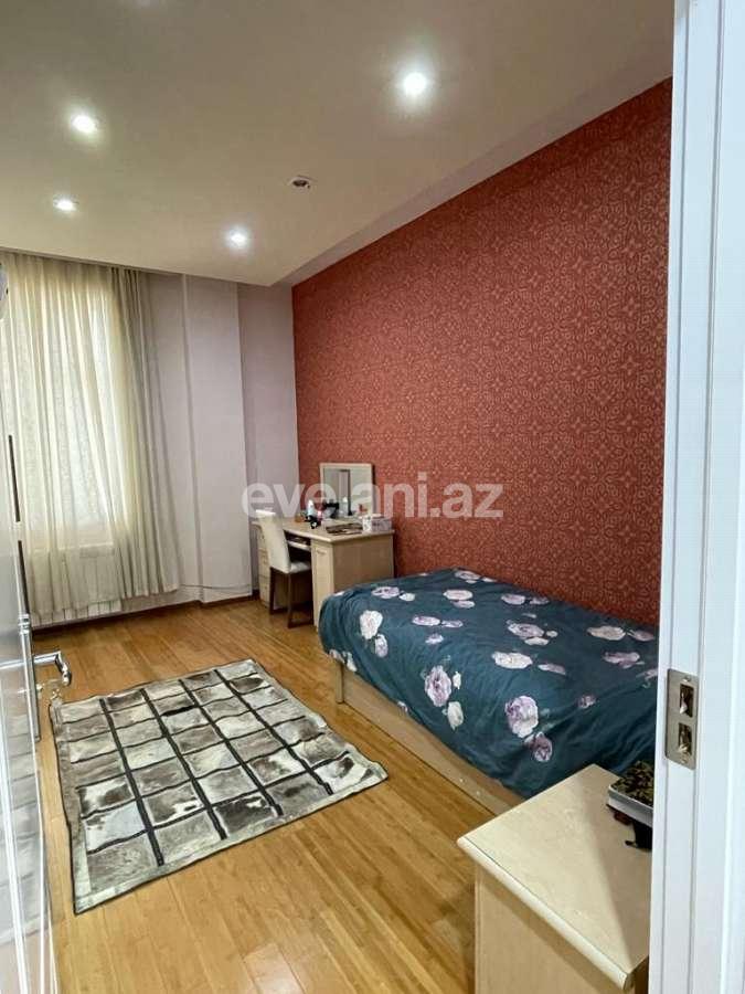 Satılır, yeni tikili, 3 otaqlı, 130 m², Bakı, Nəsimi r, 4-cü mikrorayon q, Memar Əcəmi m.