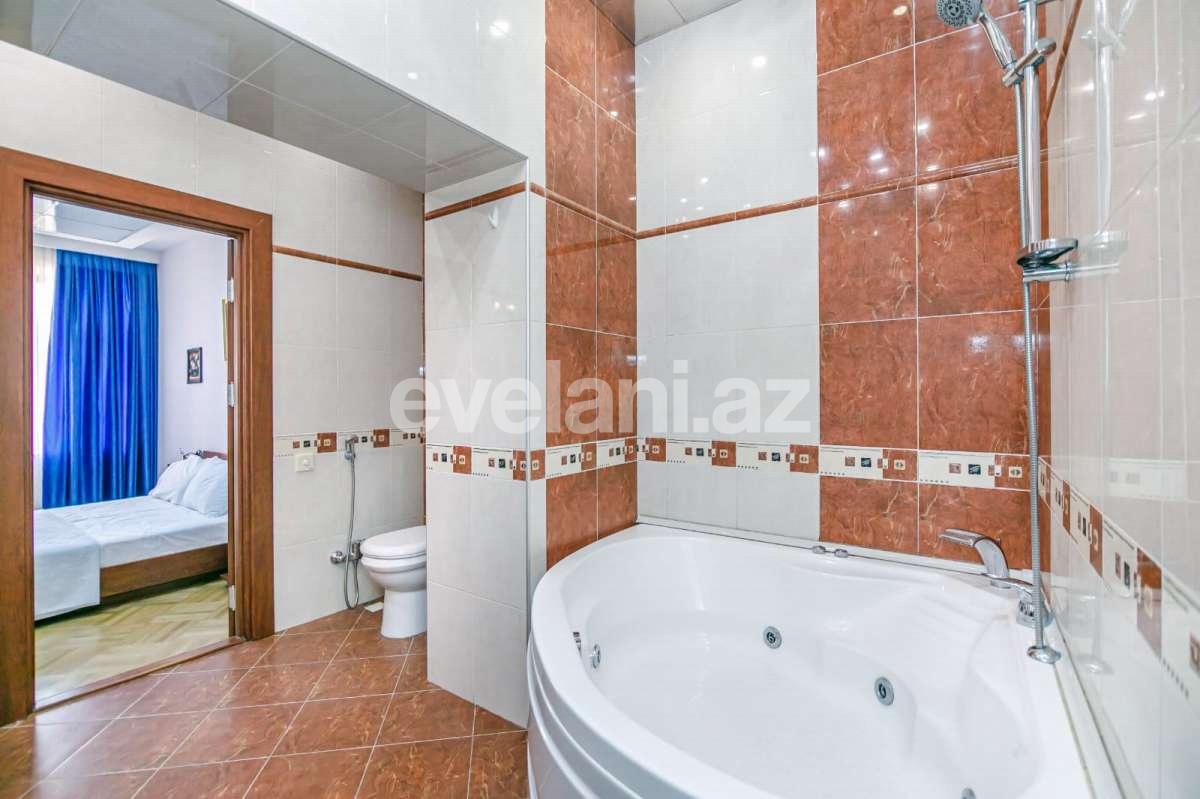 Kirayə verilir, köhnə tikili, 3 otaqlı, 140 m², Bakı, Səbail r, Sahil m.