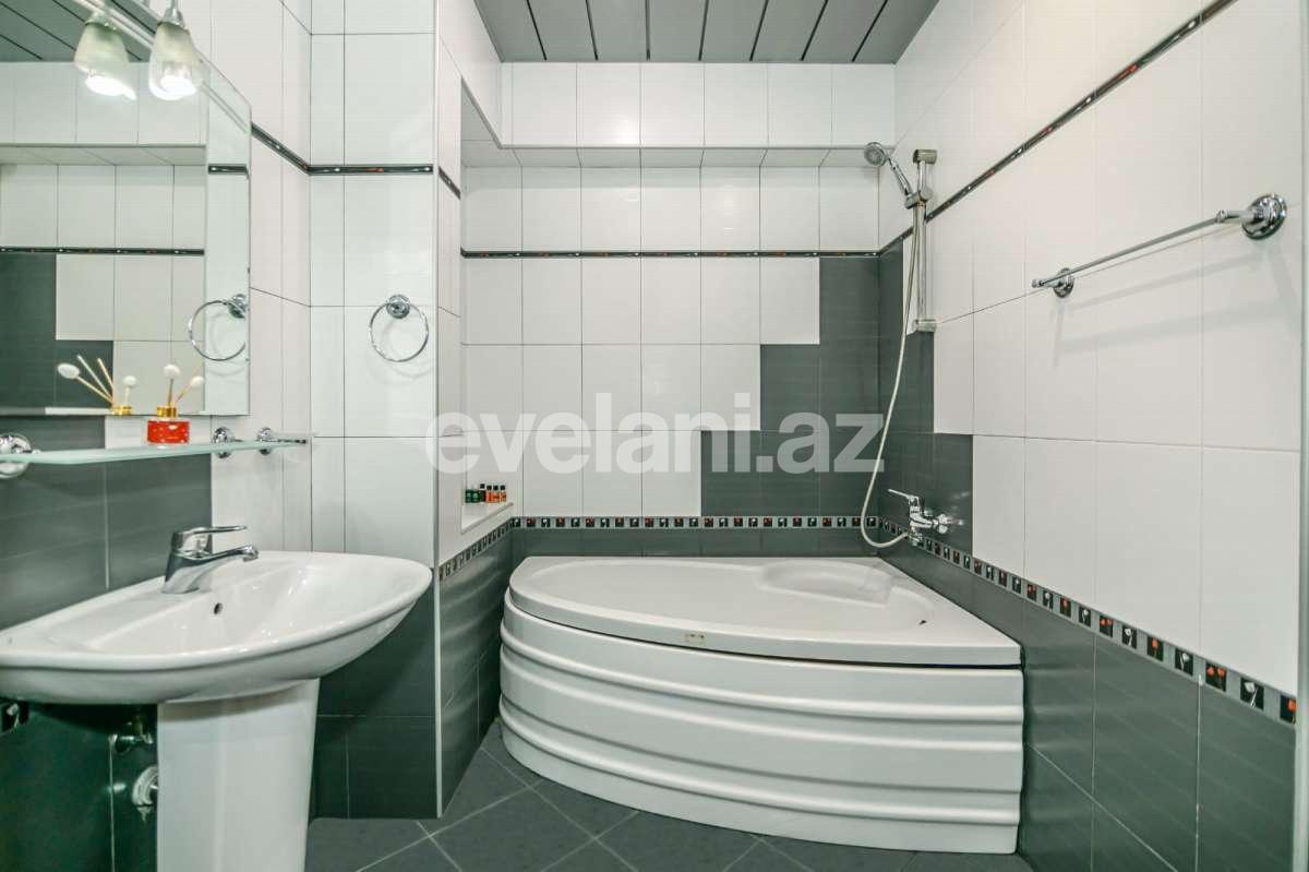 Kirayə verilir, köhnə tikili, 3 otaqlı, 140 m², Bakı, Səbail r, Sahil m.