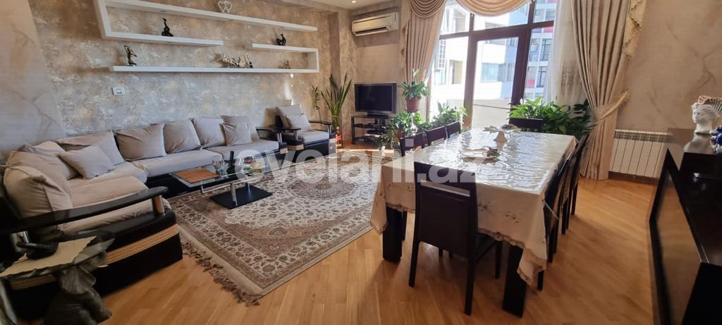 Satılır, yeni tikili, 4 otaqlı, 160 m², Bakı, Nərimanov r, Montin q, Nəriman Nərimanov m.