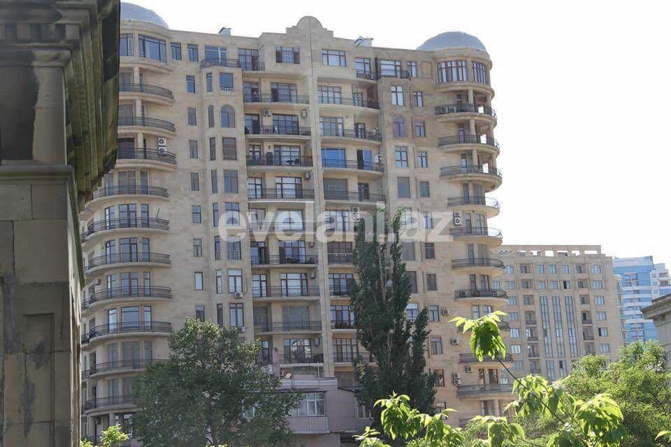 Сдаётся, новостройка, 3-комнаты, 120 m², Баку, Сабаильский r, Ичери Шехер m.