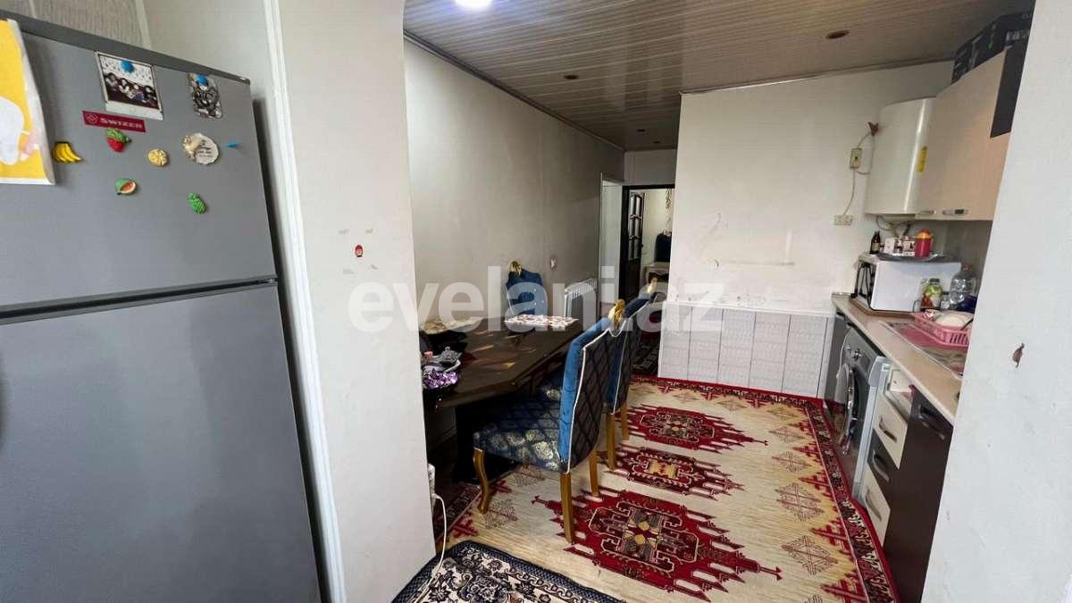 Satılır, köhnə tikili, 4 otaqlı, 100 m², Bakı, Suraxanı r.