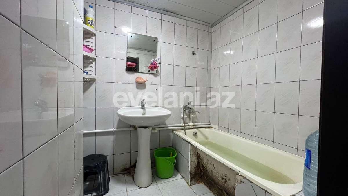 Satılır, köhnə tikili, 4 otaqlı, 100 m², Bakı, Suraxanı r.