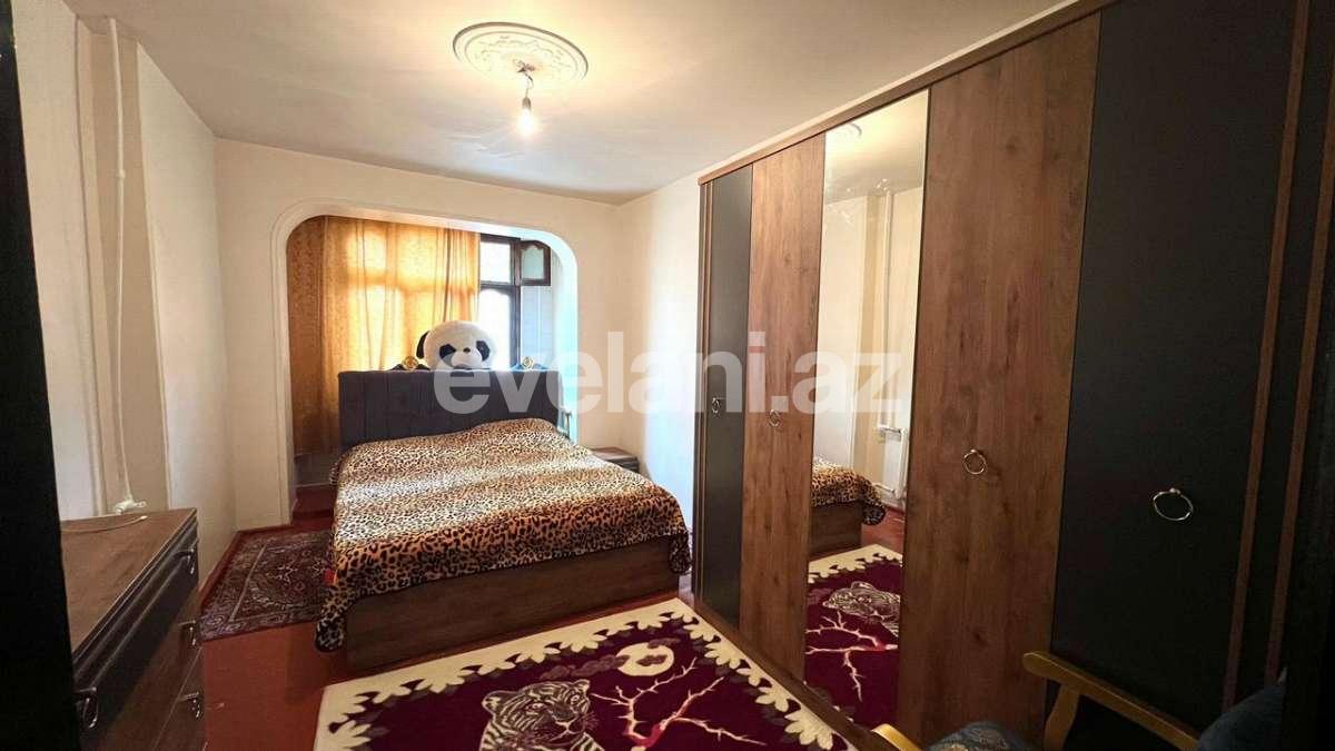 Satılır, köhnə tikili, 4 otaqlı, 100 m², Bakı, Suraxanı r.