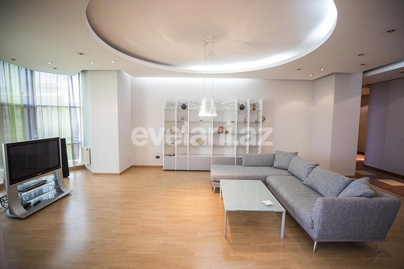 Продаётся, новостройка, 4-комнаты, 195 m², Баку, Насиминский r, 28 мая m.