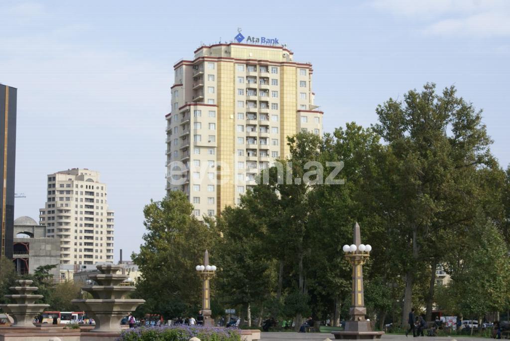 Продаётся, новостройка, 4-комнаты, 195 m², Баку, Насиминский r, 28 мая m.