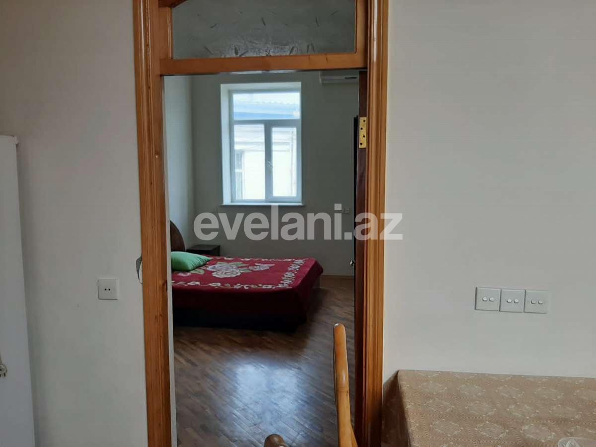 Kirayə verilir, köhnə tikili, 3 otaqlı, 120 m², Bakı, Səbail r, Sahil m.