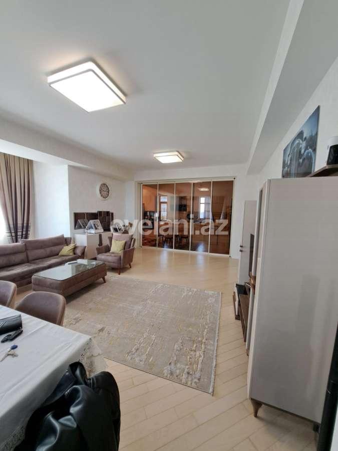 Satılır, yeni tikili, 3 otaqlı, 130 m², Bakı, Nəsimi r.