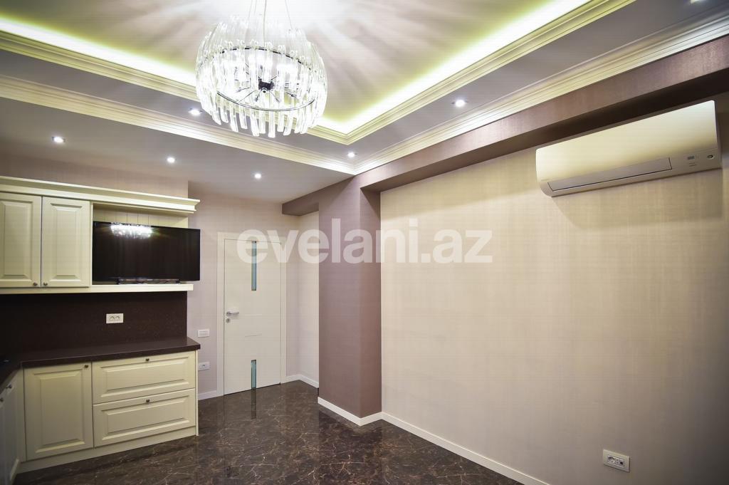 Satılır, yeni tikili, 3 otaqlı, 135 m², Bakı, Yasamal r, Elmlər Akademiyası m.