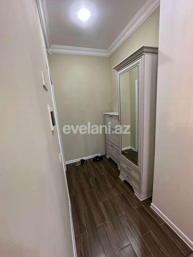 Satılır, yeni tikili, 3 otaqlı, 130 m², Bakı, Binəqədi r, 8-ci mikrorayon q, Azadlıq prospekti m.