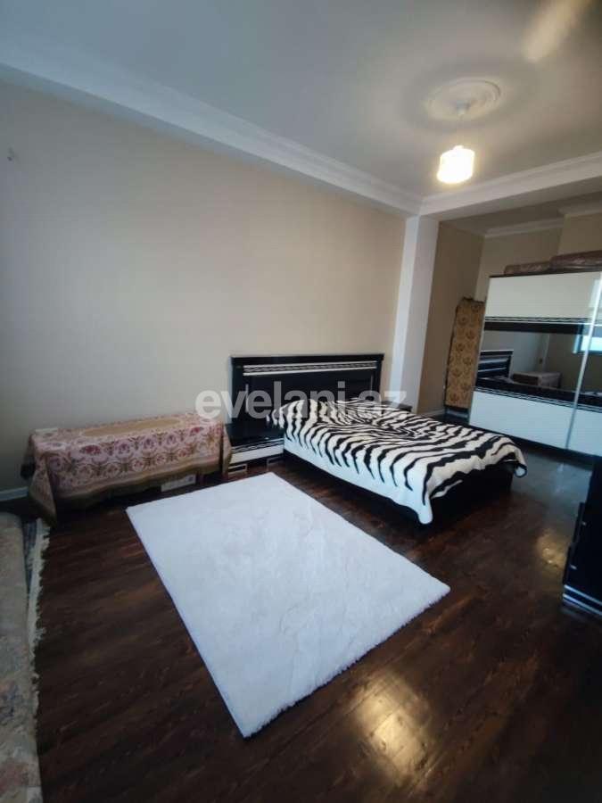 Satılır, yeni tikili, 3 otaqlı, 130 m², Bakı, Binəqədi r, 8-ci mikrorayon q, Azadlıq prospekti m.
