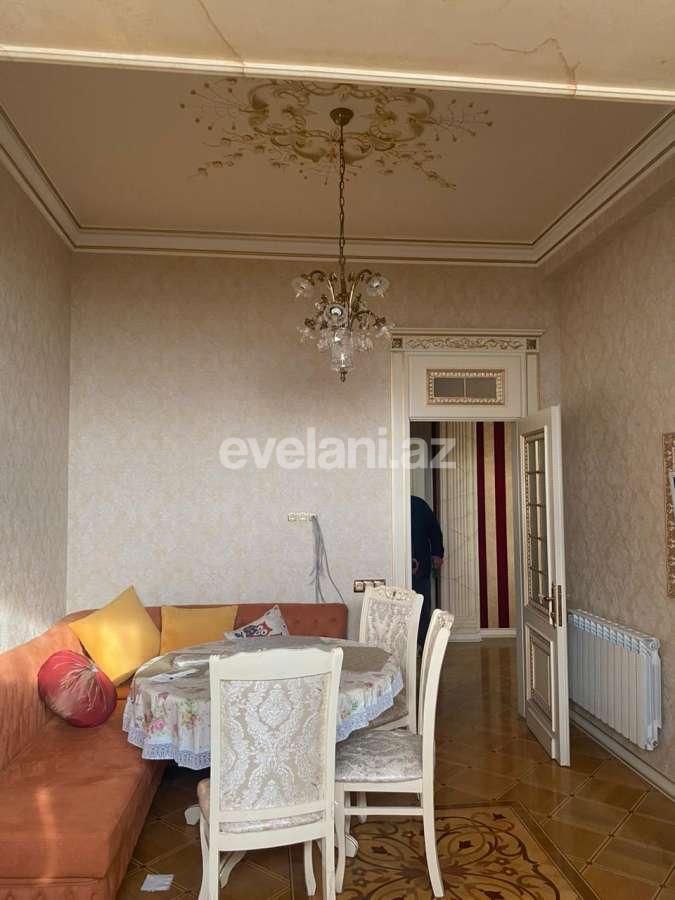 Сдаётся, вторичка, 3-комнаты, 130 m², Баку, Сабаильский r, Сахил m.