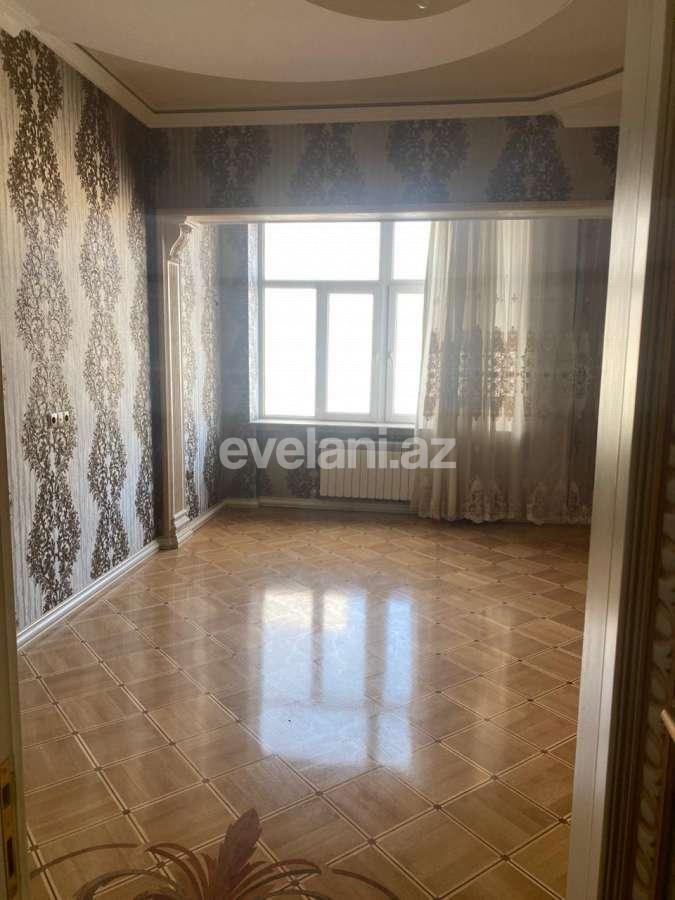Сдаётся, вторичка, 3-комнаты, 130 m², Баку, Сабаильский r, Сахил m.