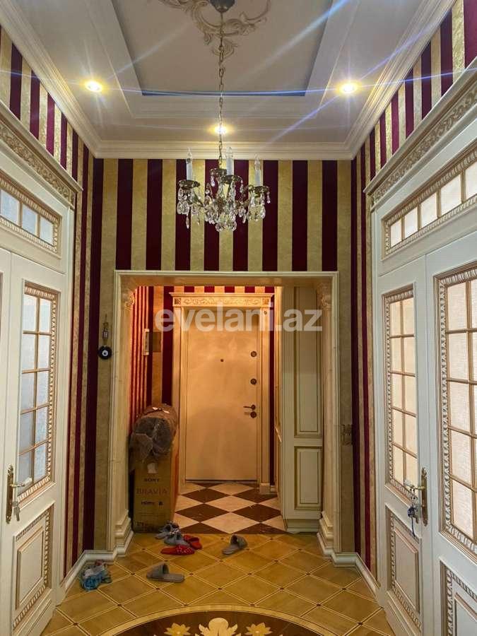 Сдаётся, вторичка, 3-комнаты, 130 m², Баку, Сабаильский r, Сахил m.