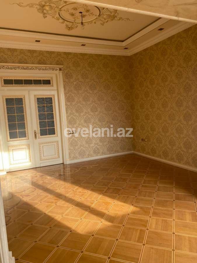 Сдаётся, вторичка, 3-комнаты, 130 m², Баку, Сабаильский r, Сахил m.