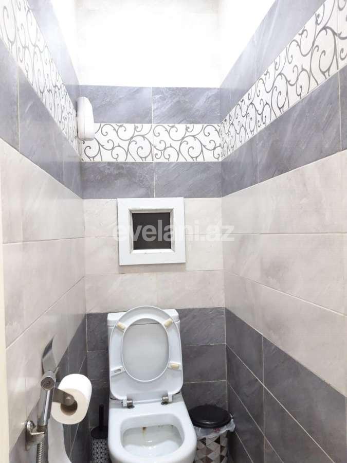 Satılır, köhnə tikili, 3 otaqlı, 90 m², Bakı, Binəqədi r, 8-ci mikrorayon q, Azadlıq prospekti m.