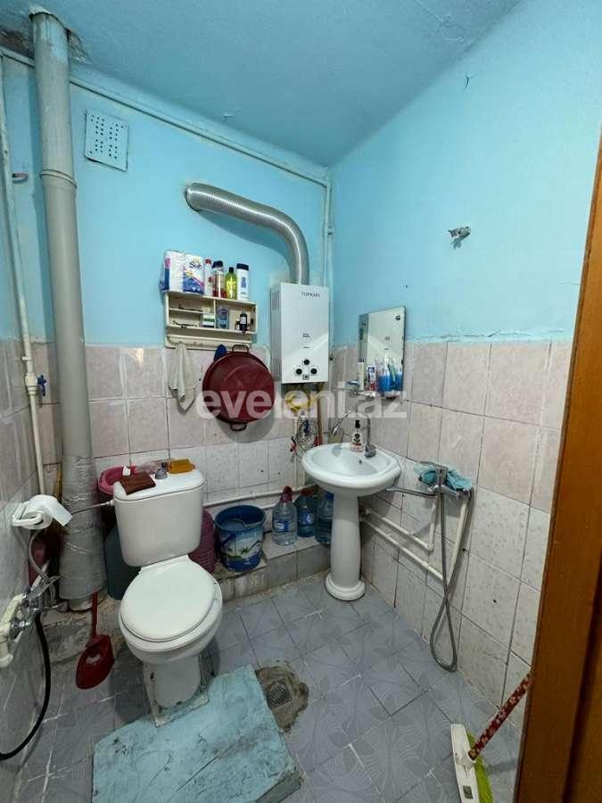 Satılır, köhnə tikili, 2 otaqlı, 36 m², Bakı, Nizami r, Xalqlar Dostluğu m.
