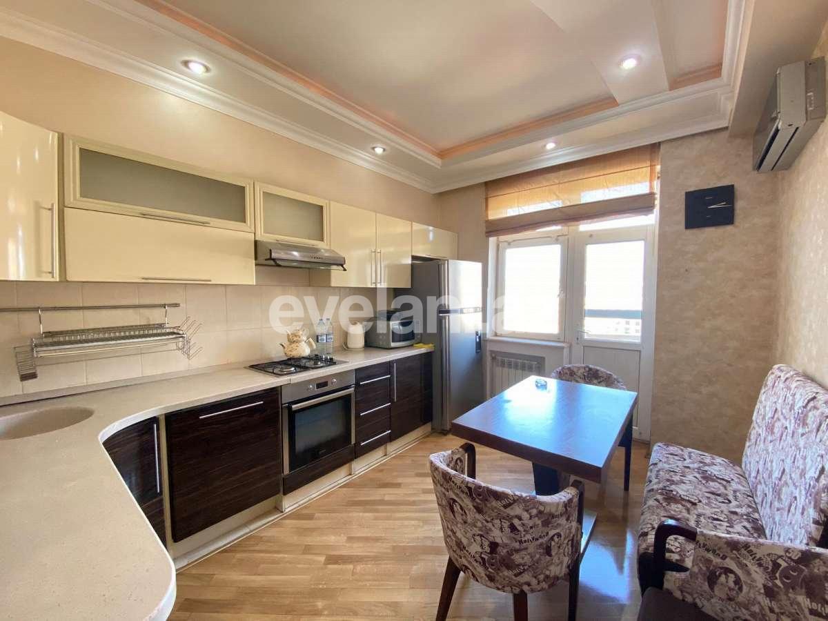 Kirayə verilir, yeni tikili, 4 otaqlı, 150 m², Bakı, Xətai r, Şah İsmayıl Xətai m.