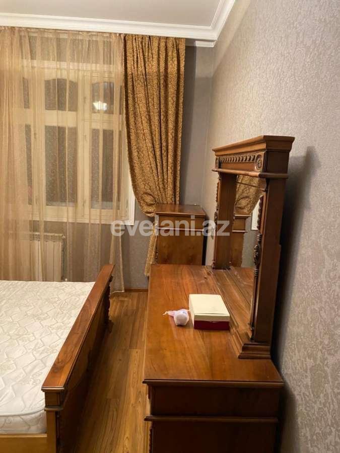 Satılır, köhnə tikili, 4 otaqlı, 90 m², Bakı, Binəqədi r, M. Rəsulzadə q.