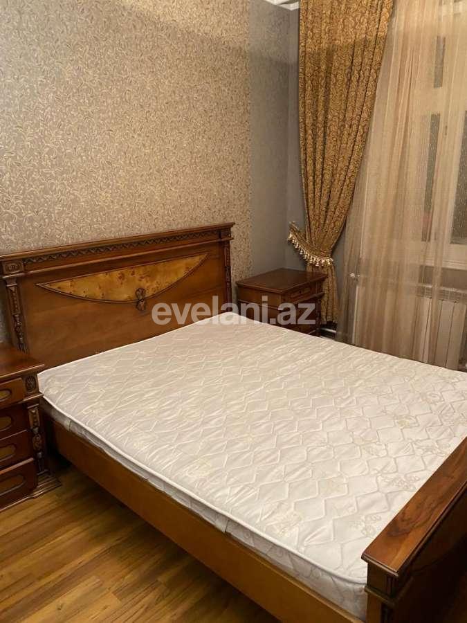 Satılır, köhnə tikili, 4 otaqlı, 90 m², Bakı, Binəqədi r, M. Rəsulzadə q.