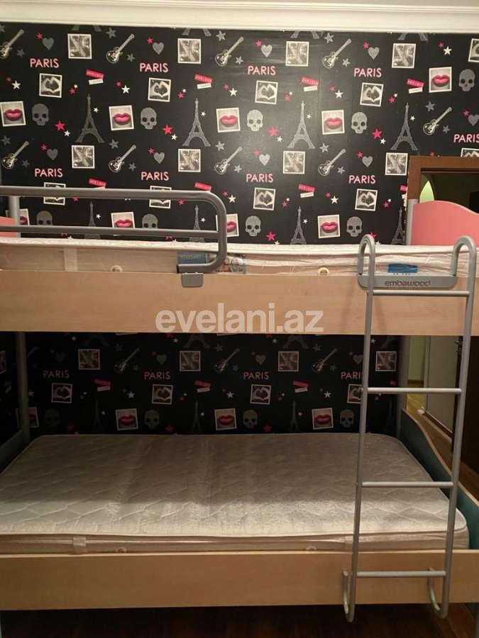 Satılır, köhnə tikili, 4 otaqlı, 90 m², Bakı, Binəqədi r, M. Rəsulzadə q.