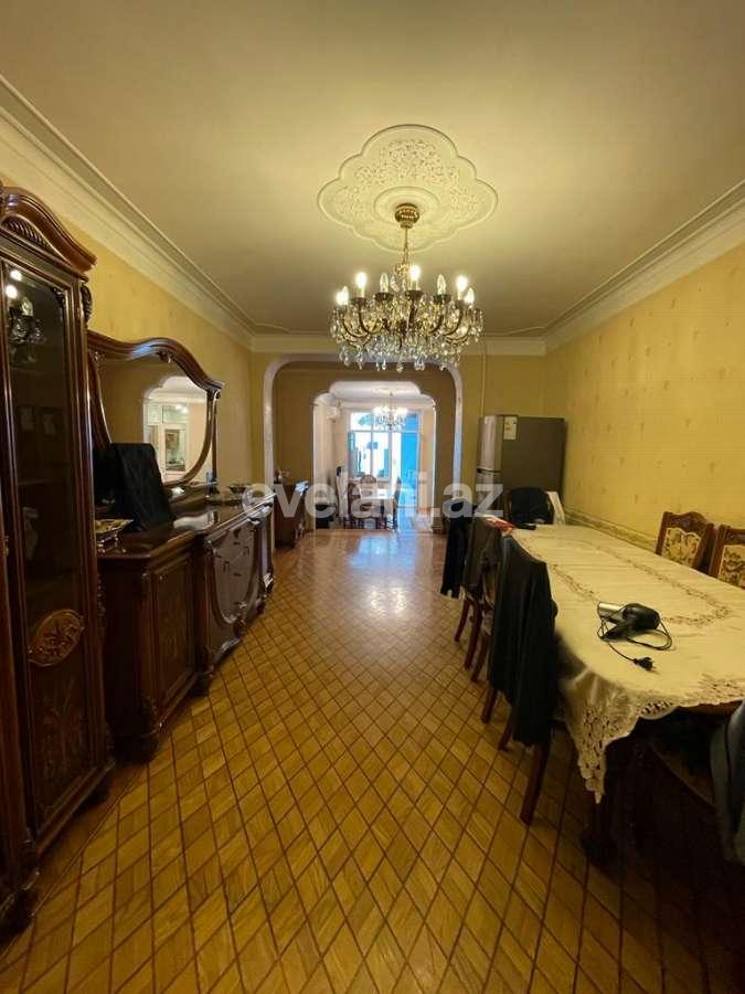 Satılır, köhnə tikili, 6 otaqlı, 145 m², Bakı, Nərimanov r, Nəriman Nərimanov m.