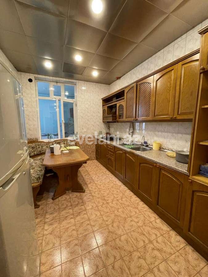 Satılır, köhnə tikili, 6 otaqlı, 145 m², Bakı, Nərimanov r, Nəriman Nərimanov m.