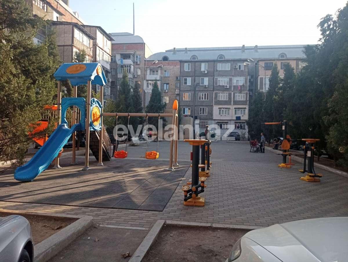 Продаётся, вторичка, 3-комнаты, 62 m², Гянджа