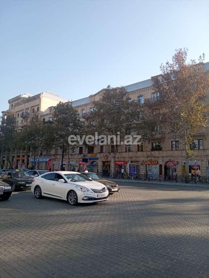 Продаётся, вторичка, 3-комнаты, 62 m², Гянджа