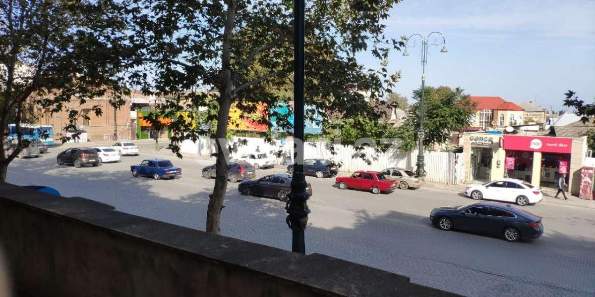 Продаётся, вторичка, 3-комнаты, 62 m², Гянджа