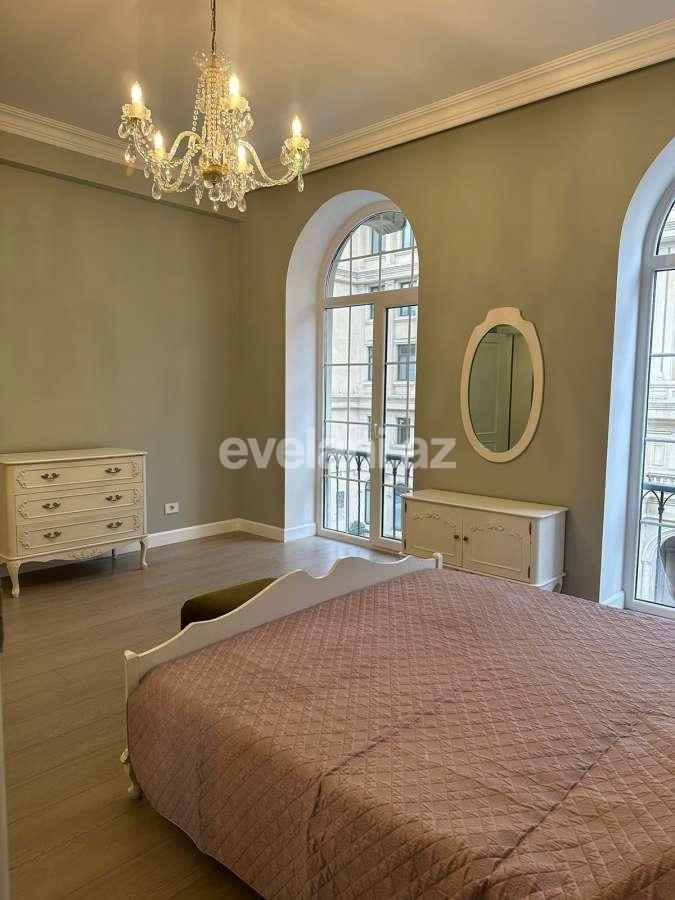 Сдаётся, вторичка, 2-комнаты, 81.99 m², Баку, Насиминский r, 28 мая m.