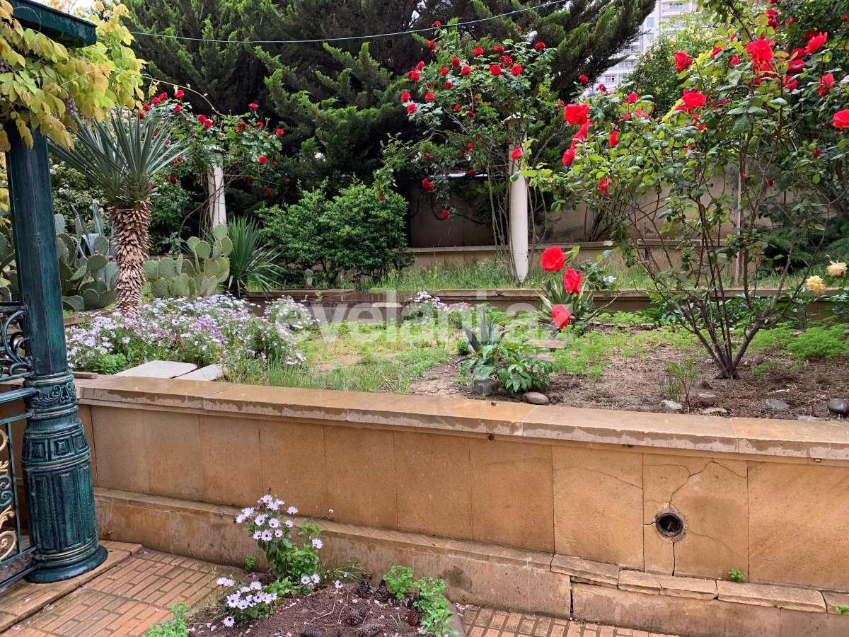 Sale, new building, 4 room, 200 m², Baku, Yasamal r, Nizami m.