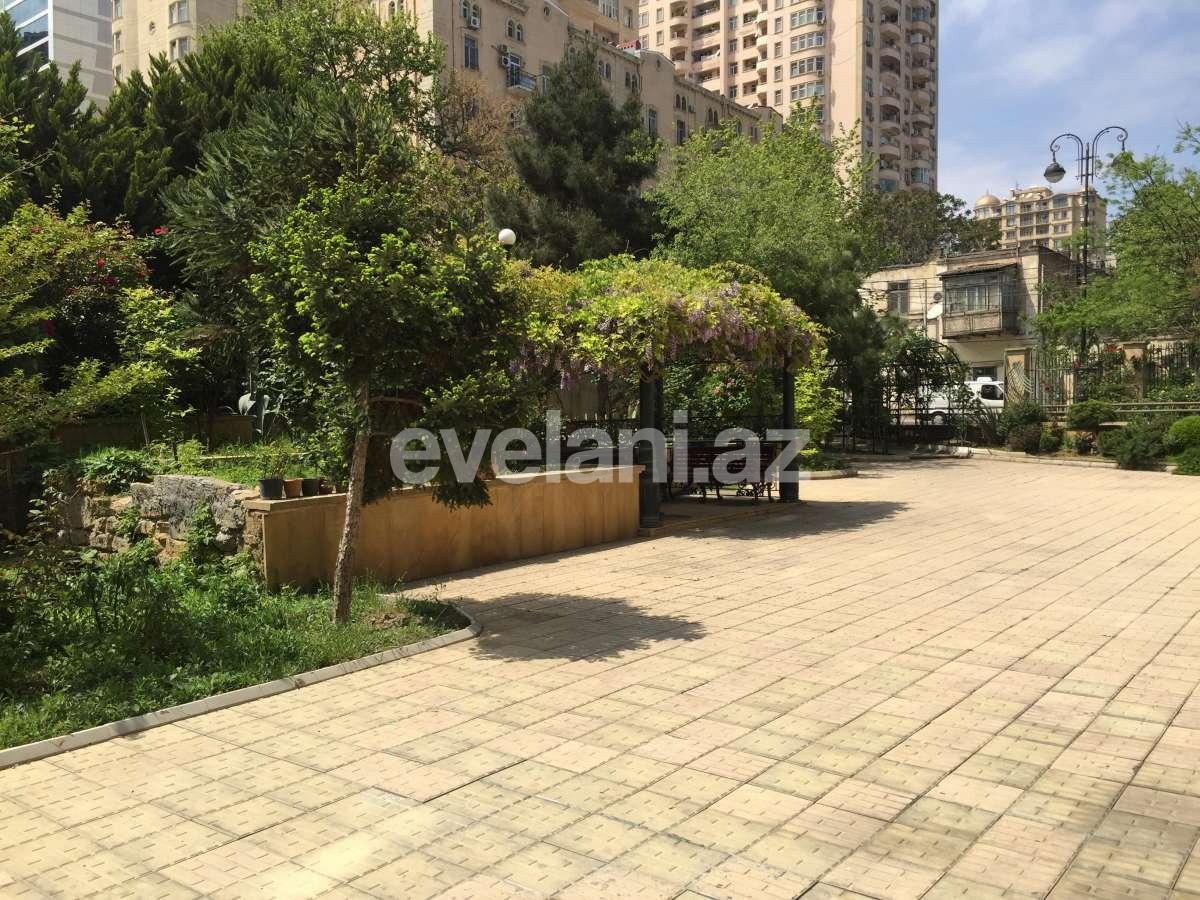 Sale, new building, 4 room, 200 m², Baku, Yasamal r, Nizami m.