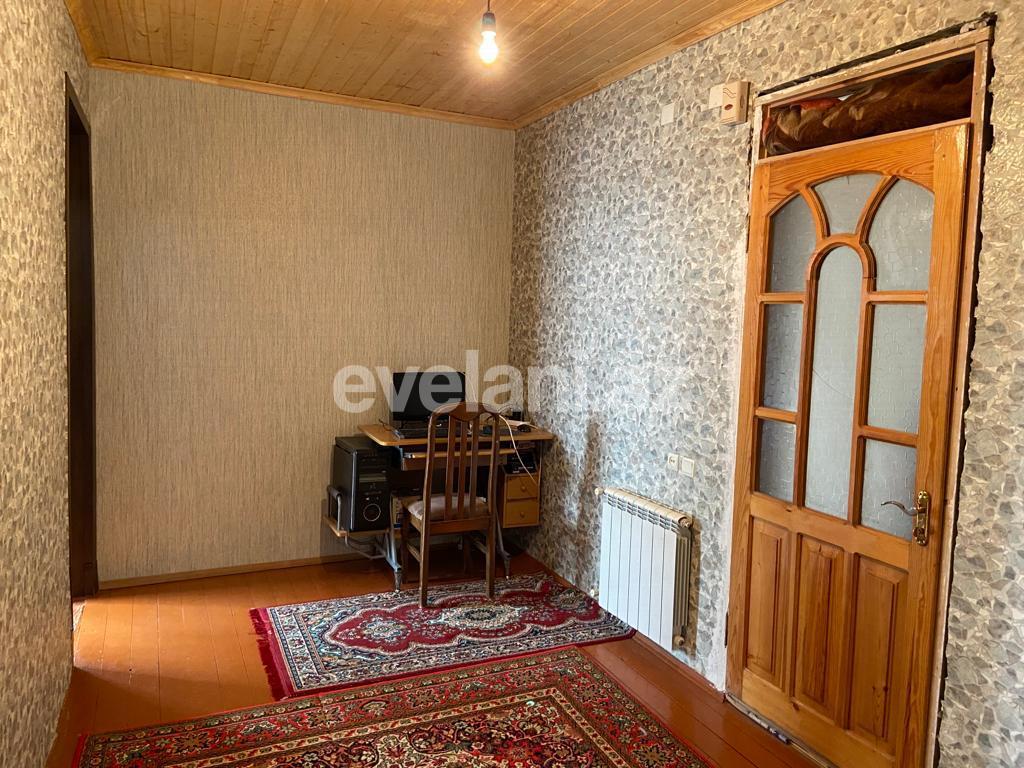 Satılır, həyət evi / bağ, 12 otaqlı, 306 m², Bakı, Nizami r, Keşlə q.