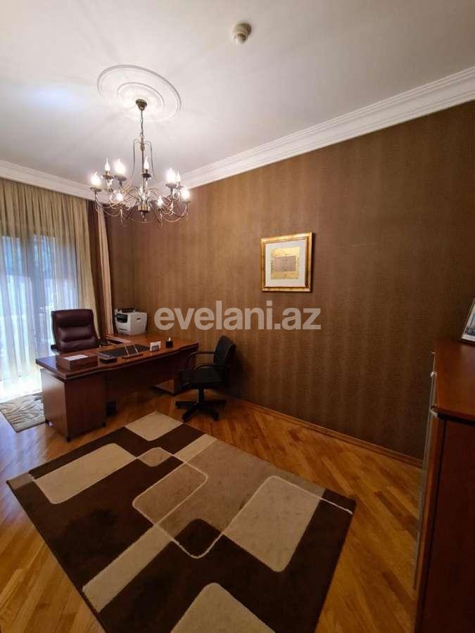 Сдаётся, офис, 4-комнаты, 200 m², Баку, Ясамальский r, Ичери Шехер m.