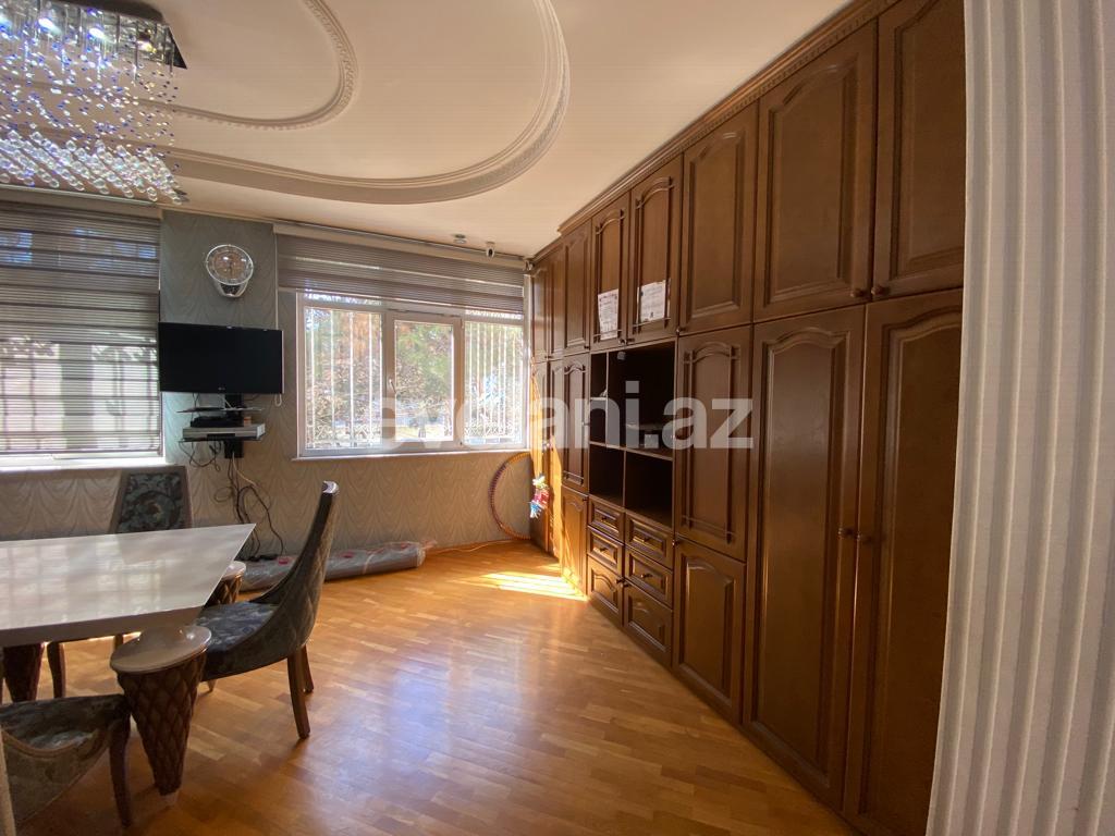 Rent, old building, 3 room, 90 m², Baku, Yasamal r, Elmlar Akademiyası m.
