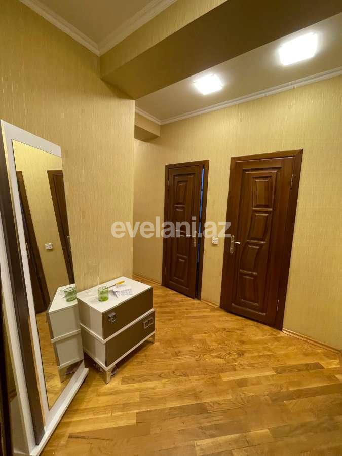 Satılır, yeni tikili, 2 otaqlı, 70 m², Bakı, Xətai r, Həzi Aslanov m.