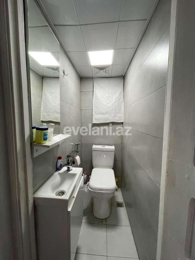 Satılır, köhnə tikili, 4 otaqlı, 100 m², Bakı, Xətai r, Həzi Aslanov m.