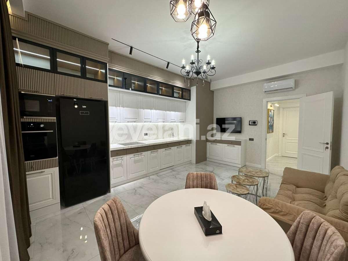 Kirayə verilir, yeni tikili, 3 otaqlı, 140 m², Bakı, Xətai r, Ağ şəhər q.
