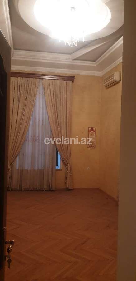 Сдаётся, офис, 4-комнаты, 125 m², Баку, Сабаильский r, Ичери Шехер m.