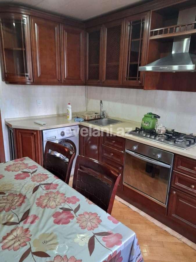Kirayə verilir, köhnə tikili, 3 otaqlı, 80 m², Bakı, Xətai r, Şah İsmayıl Xətai m.
