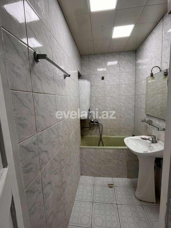 Satılır, köhnə tikili, 2 otaqlı, 60 m², Bakı, Nəsimi r, Memar Əcəmi m.