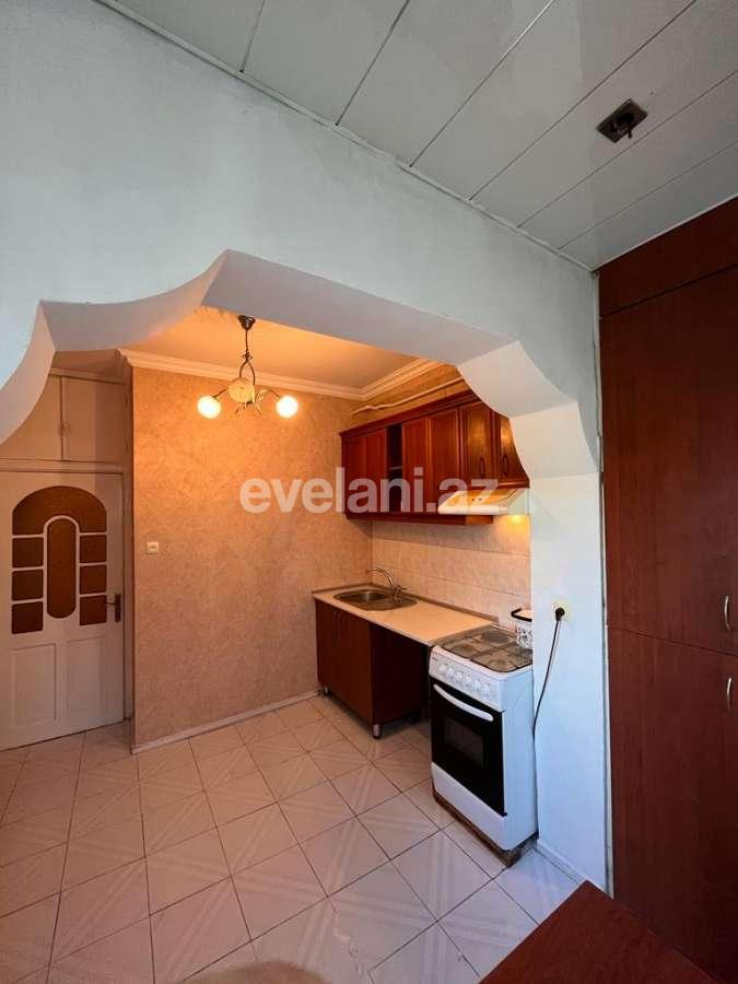 Satılır, köhnə tikili, 2 otaqlı, 60 m², Bakı, Nəsimi r, Memar Əcəmi m.